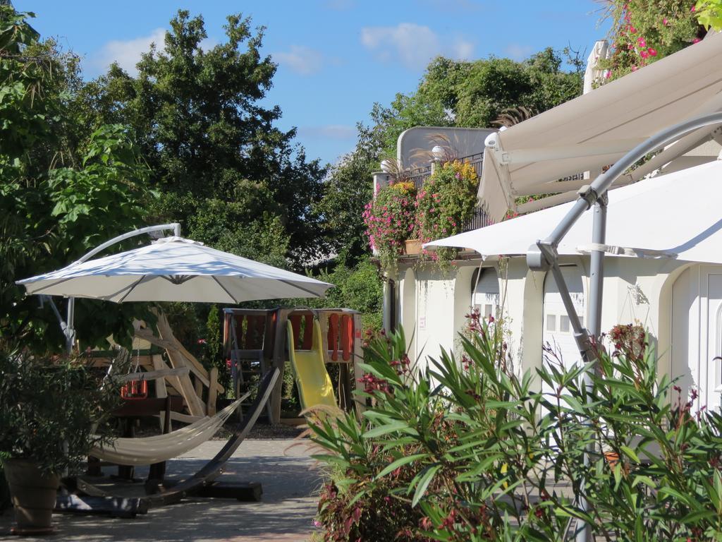 Villa Tourist Farm Pri Andrejevih à Narin Extérieur photo